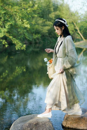 sis第一会所在线